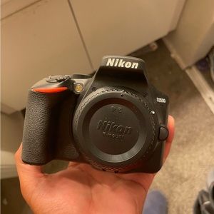 Nikon Camera D3500 camera brand new